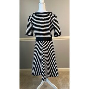 Liz Claiborne Black White Striped Fit Flare Dress Size 14 Stretch Modern Office